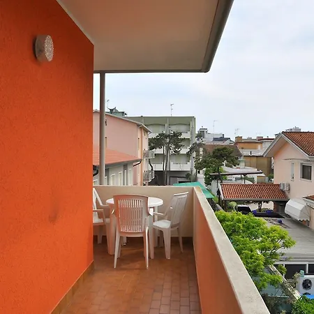 Colourful Flat With Balcony In